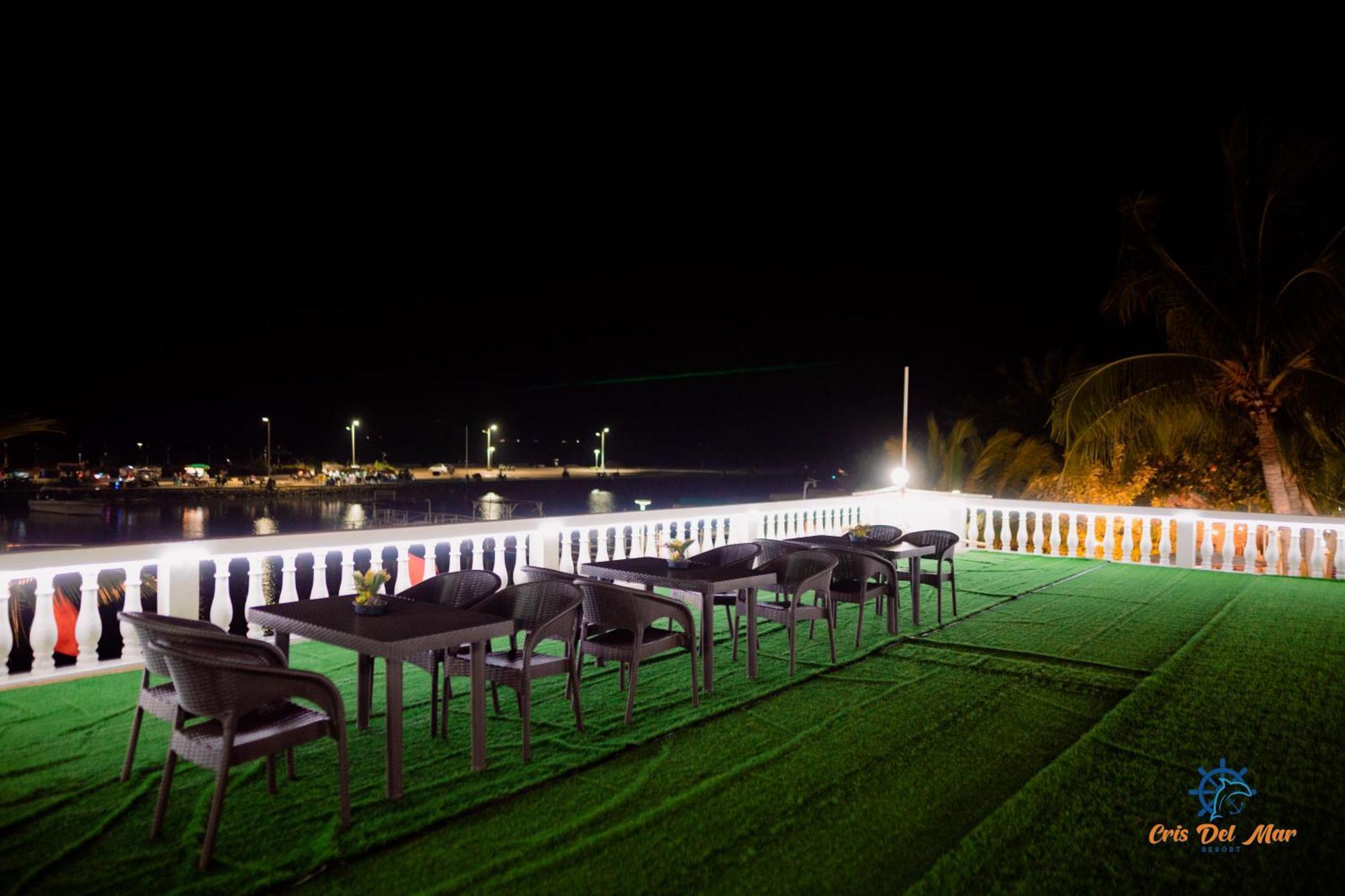 Cris Del Mar Resort Bolinao Екстер'єр фото
