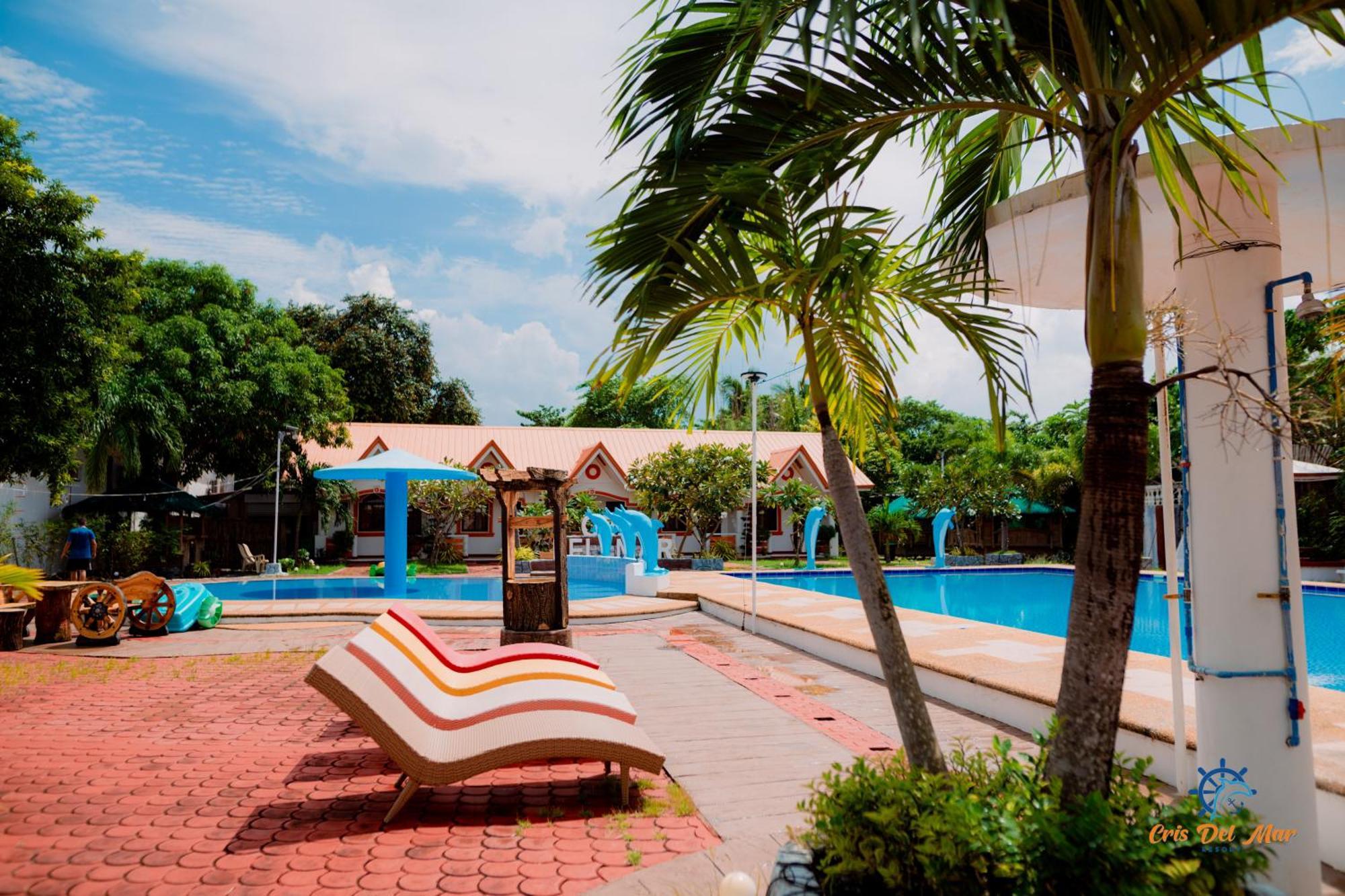 Cris Del Mar Resort Bolinao Екстер'єр фото