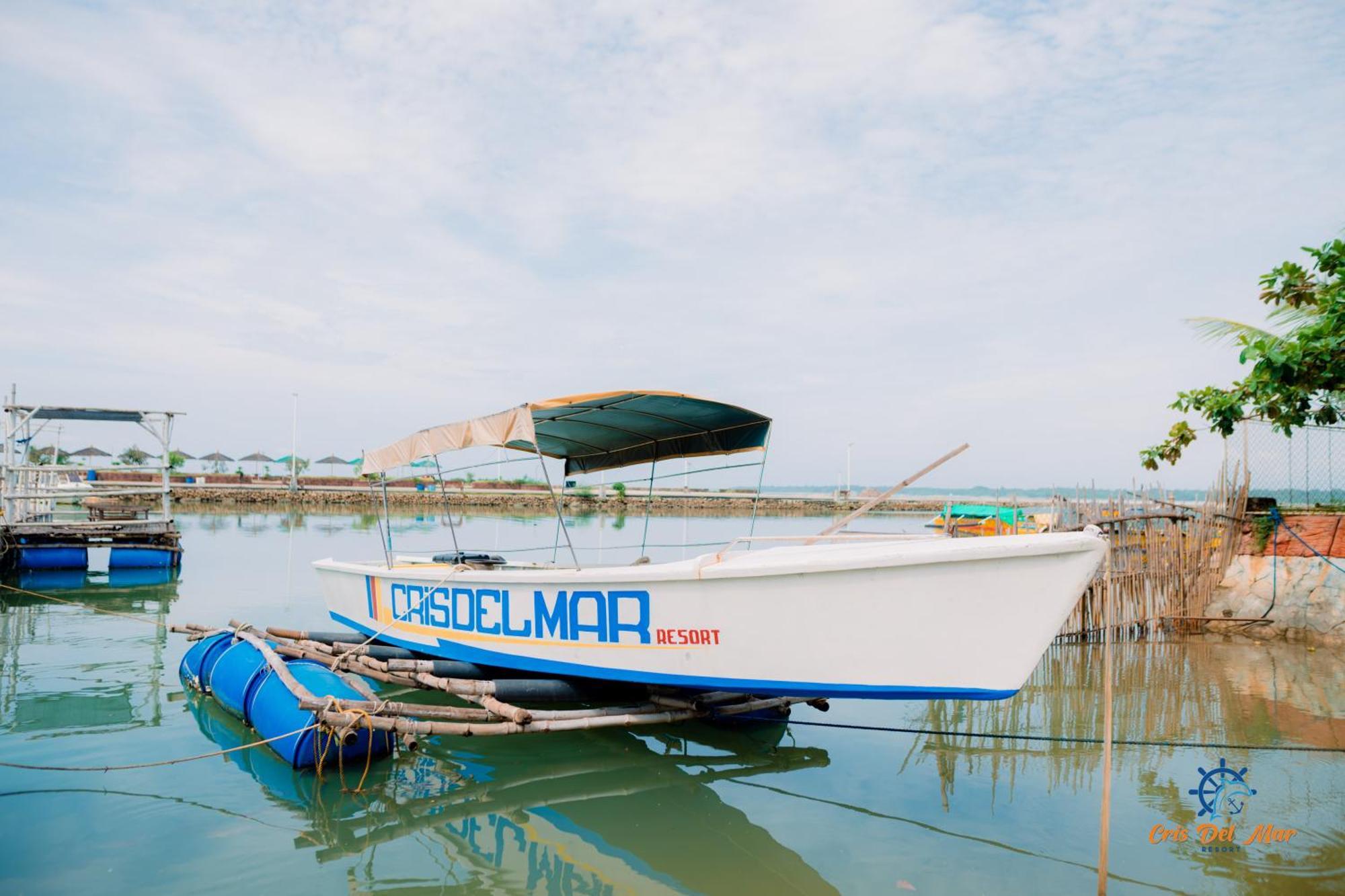 Cris Del Mar Resort Bolinao Екстер'єр фото