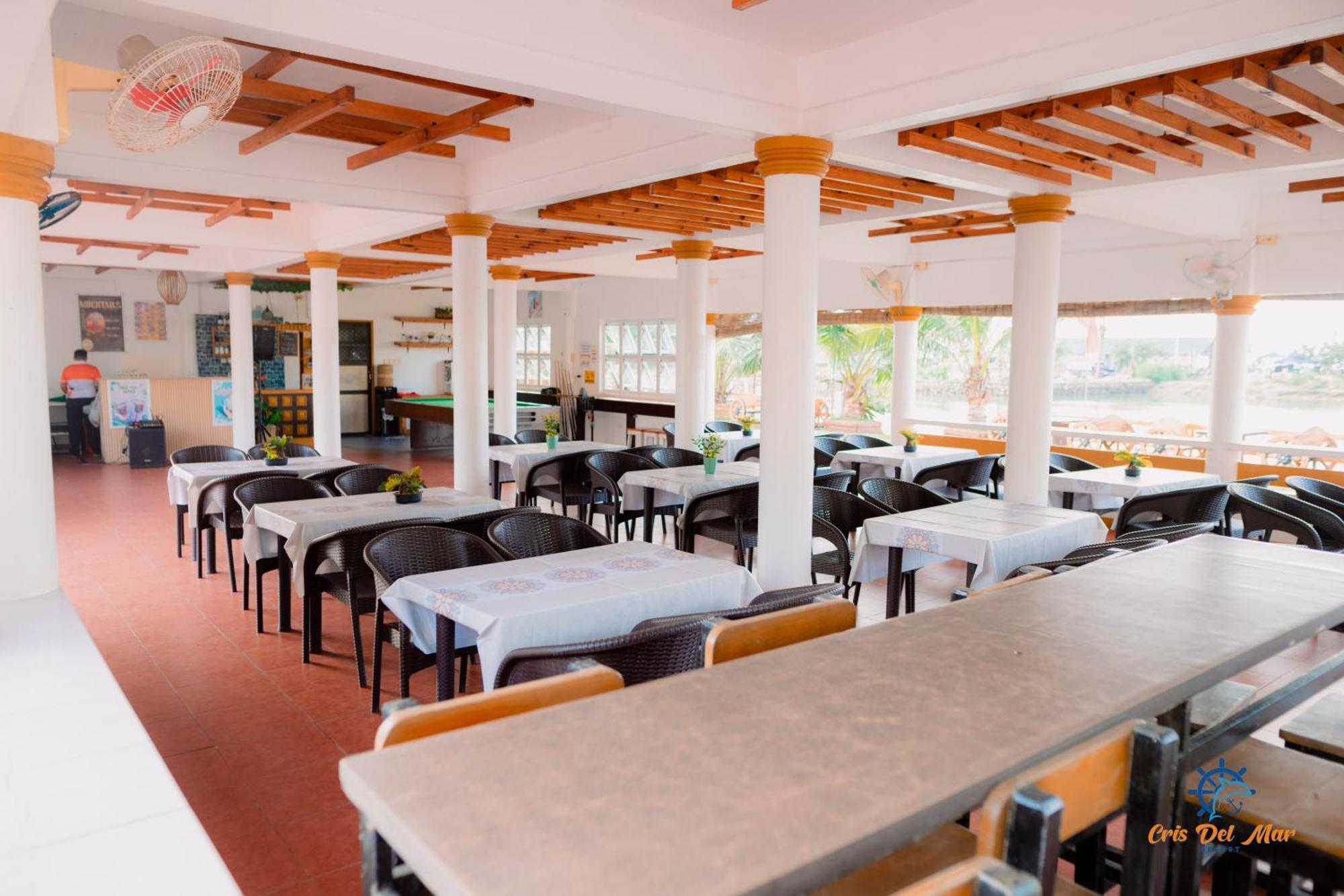 Cris Del Mar Resort Bolinao Екстер'єр фото