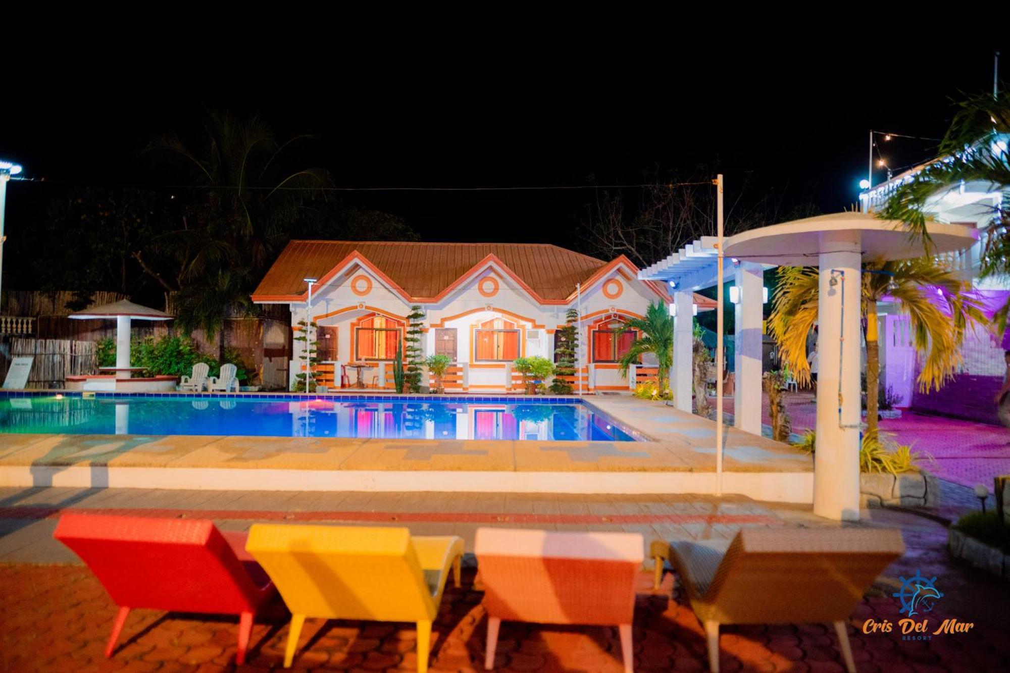 Cris Del Mar Resort Bolinao Екстер'єр фото
